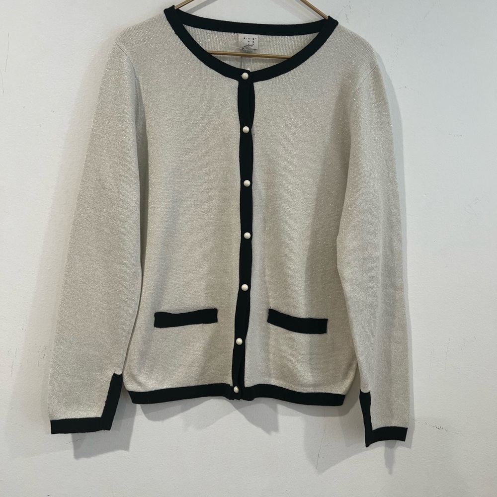A NEW A DAY Elegant sparkles Cream and Black Women's Sweater L  NWT
